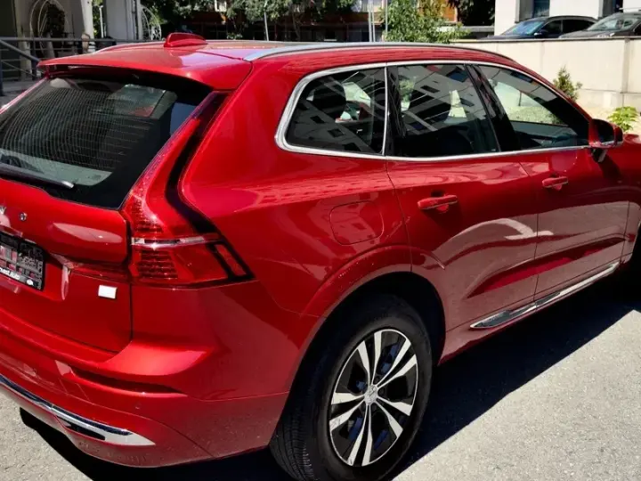 Volvo XC 60 II T6 AWD Recharge Geartronic Inscription Expression