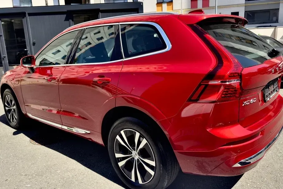 Volvo XC 60 II T6 AWD Recharge Geartronic Inscription Expression — imagine 6
