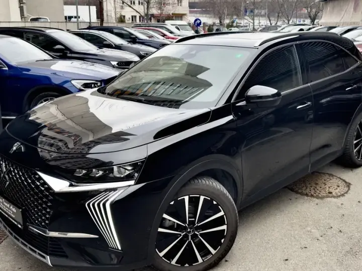 DS Automobiles DS 7 Crossback 1.6 PHeV AWD 360 EAT8 OPERA