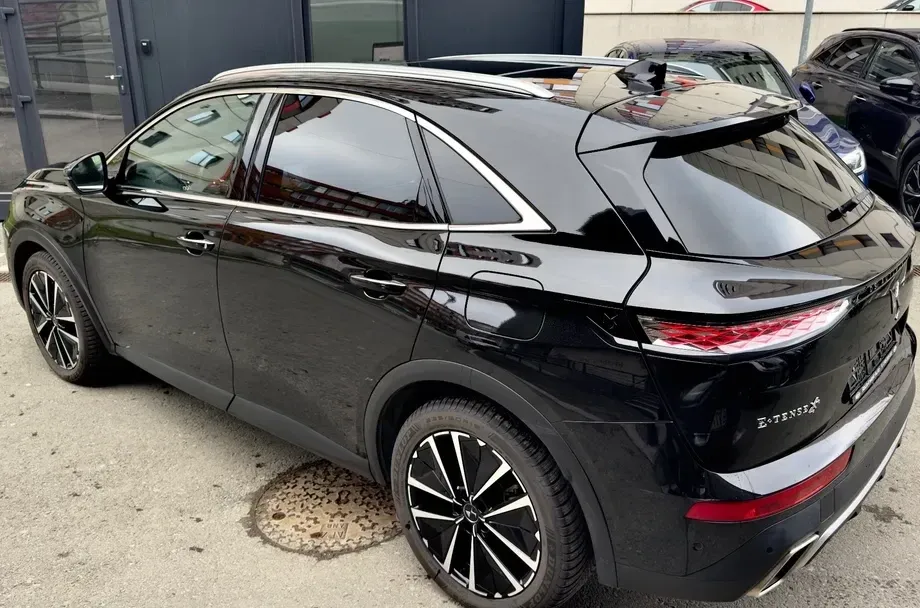 DS Automobiles DS 7 Crossback 1.6 PHeV AWD 360 EAT8 OPERA — imagine 5
