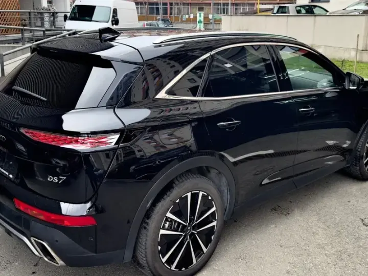 DS Automobiles DS 7 Crossback 1.6 PHeV AWD 360 EAT8 OPERA
