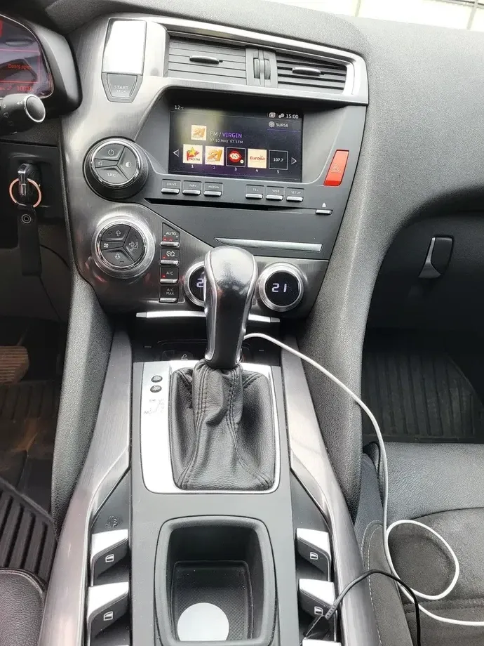 DS Automobiles DS 5 BlueHDi Sport Chic Aut. — imagine 5