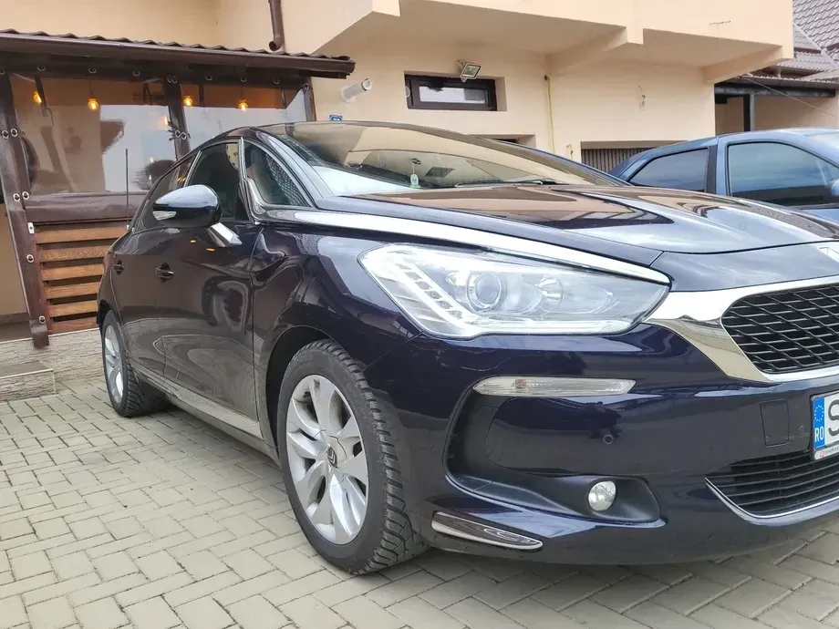 DS Automobiles DS 5 BlueHDi Sport Chic Aut. — imagine 2