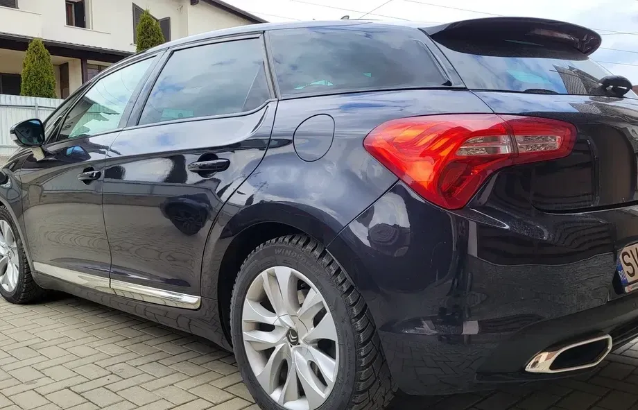 DS Automobiles DS 5 BlueHDi Sport Chic Aut. — imagine 4
