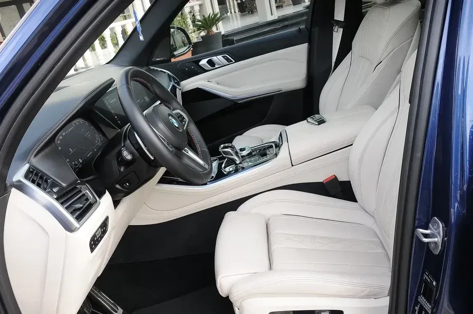 BMW X5 M G05 M50d — imagine 5