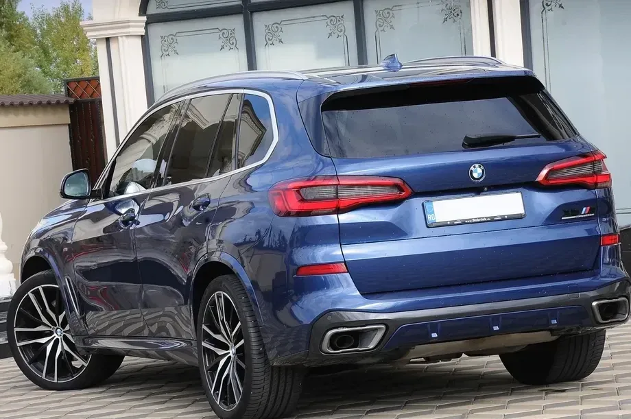 BMW X5 M G05 M50d — imagine 3
