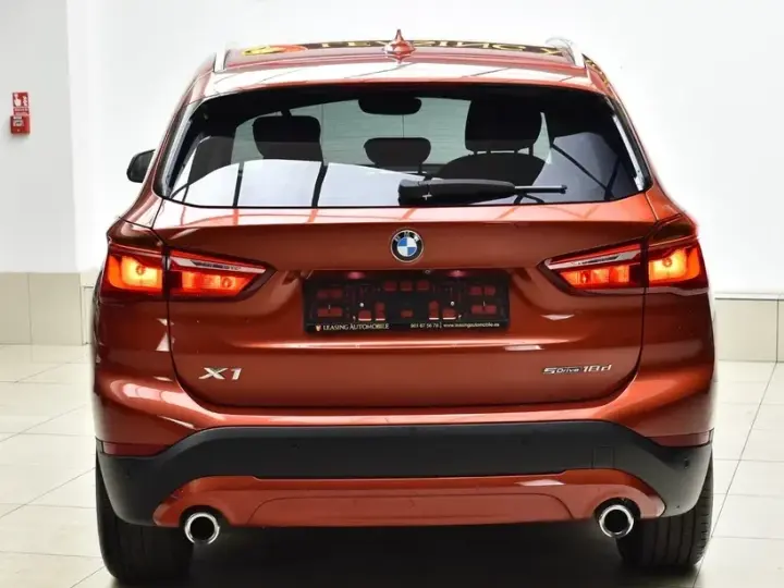 BMW X1 F48 sDrive18d AT