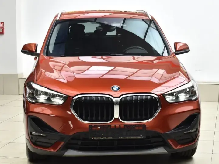 BMW X1 F48 sDrive18d AT