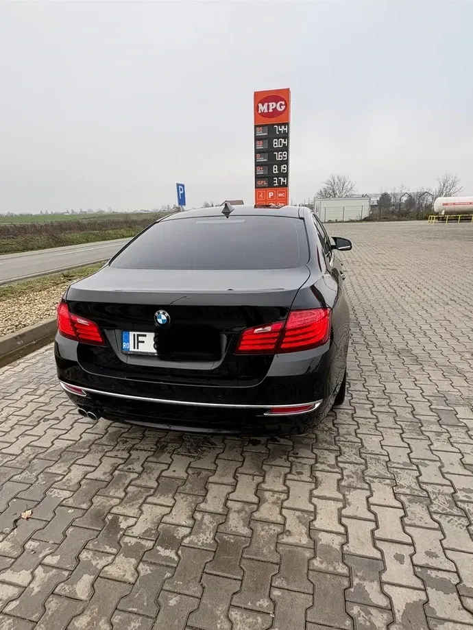 BMW Seria 5 F10/F11/F07 520d — imagine 4