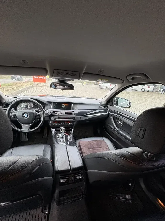 BMW Seria 5 F10/F11/F07 520d — imagine 6