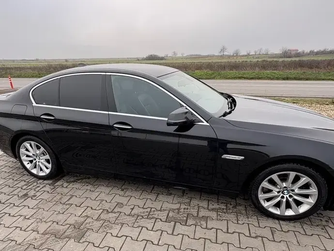 BMW Seria 5 F10/F11/F07 520d