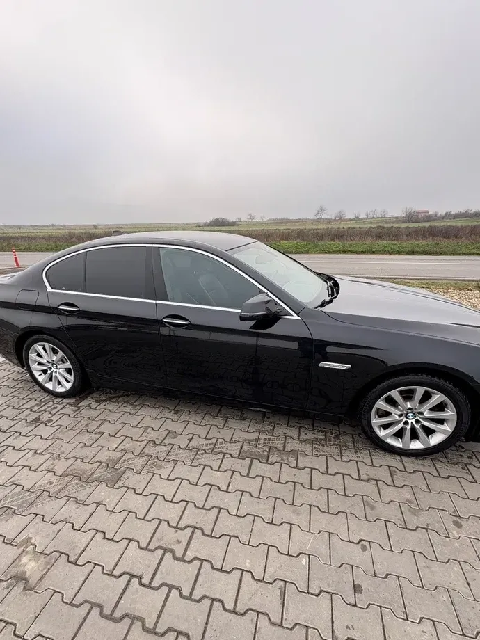 BMW Seria 5 F10/F11/F07 520d — imagine 3