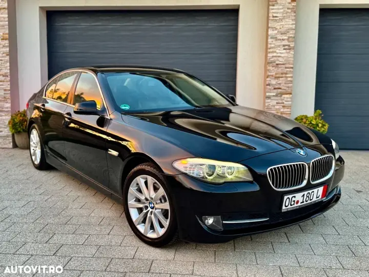 BMW Seria 5 F10/F11/F07 [2010 - 2017] 520d Aut. Modern Line