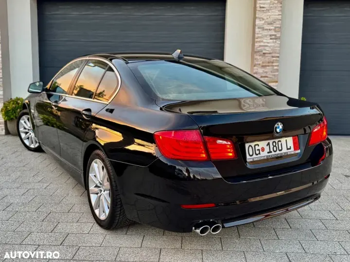 BMW Seria 5 F10/F11/F07 [2010 - 2017] 520d Aut. Modern Line