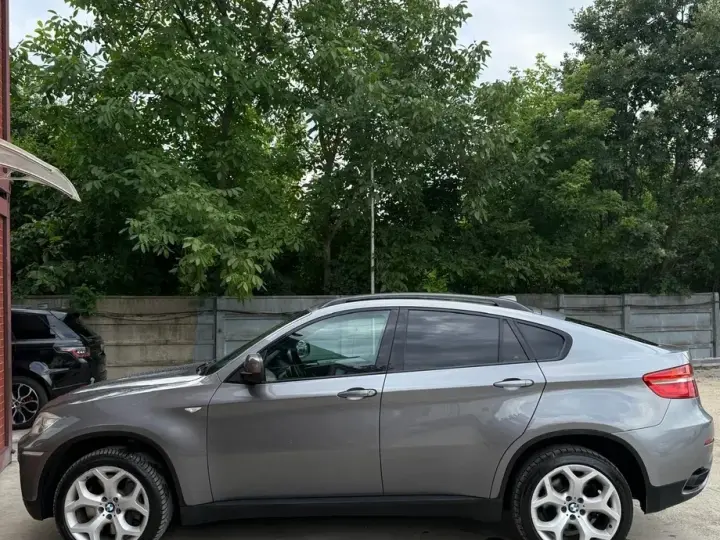 BMW X6 E71