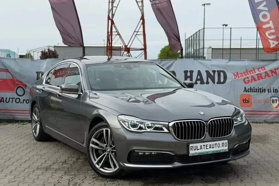 BMW Seria 7 730d xDrive — imagine 2
