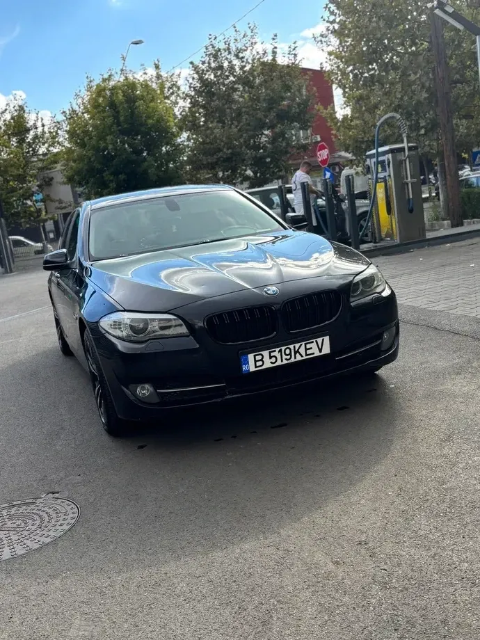 BMW Seria 5 525d Aut. — imagine 2