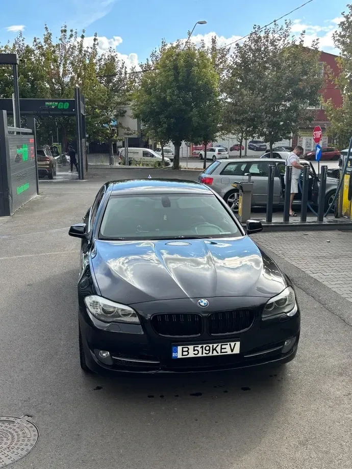 BMW Seria 5 525d Aut. — imagine 4