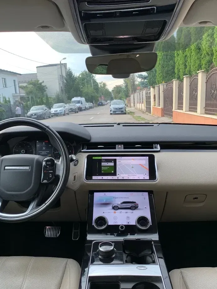 Land Rover Range Rover Velar 2.0 R-Dynamic S — imagine 3
