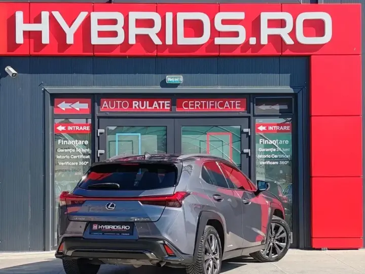 Lexus UX 250h F SPORT