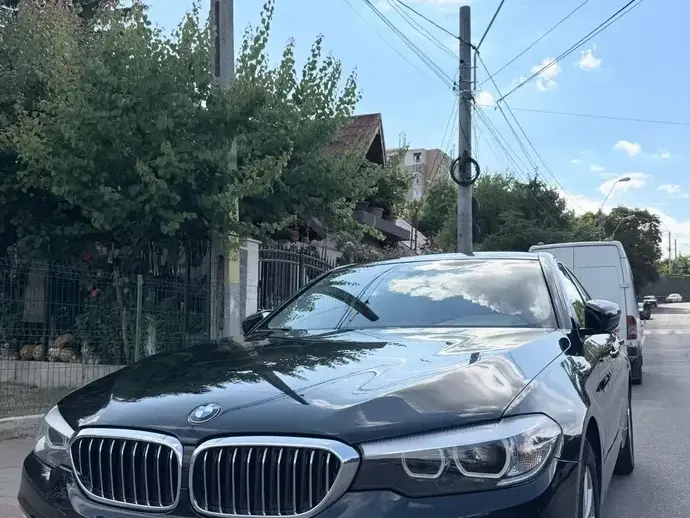 BMW Seria 5 G30/G31 530d AT
