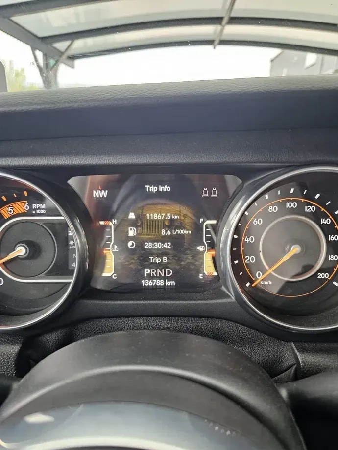 Jeep Wrangler 2.2 CRDi Hardtop AWD Automatik Sahara — imagine 5