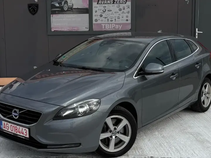 Volvo V40 II D4 Inscription