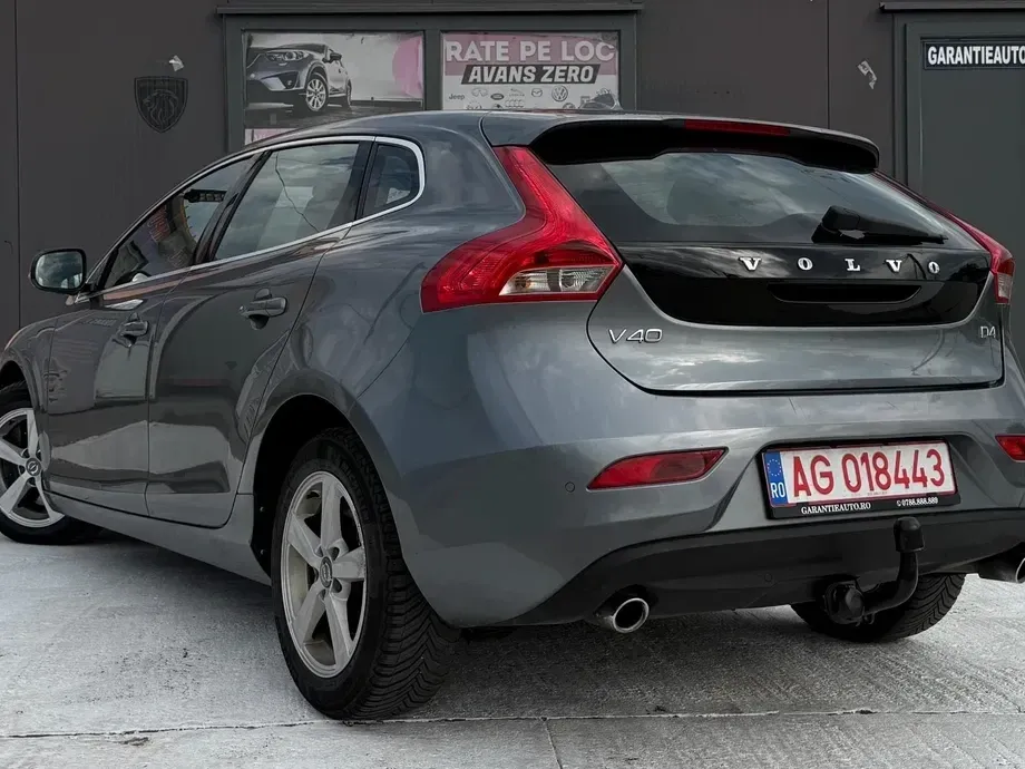 Volvo V40 II D4 Inscription — imagine 6