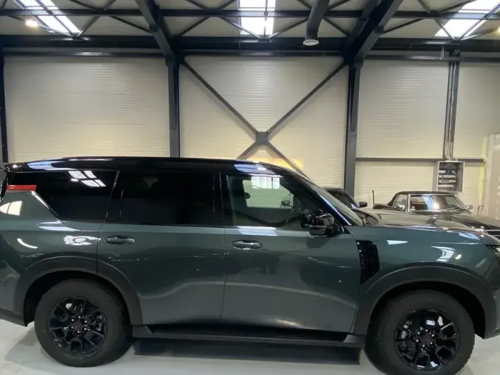 Nissan Armada