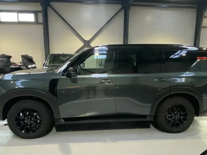 Nissan Armada