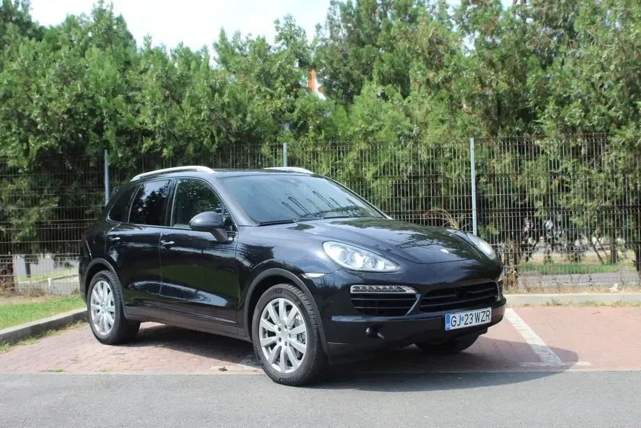 Porsche Cayenne 3.0TD TipTronic — imagine 3