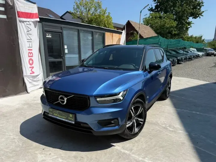 Volvo XC 40 D4 AWD Geartronic R-Design