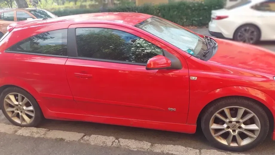 Opel Astra H — imagine 4
