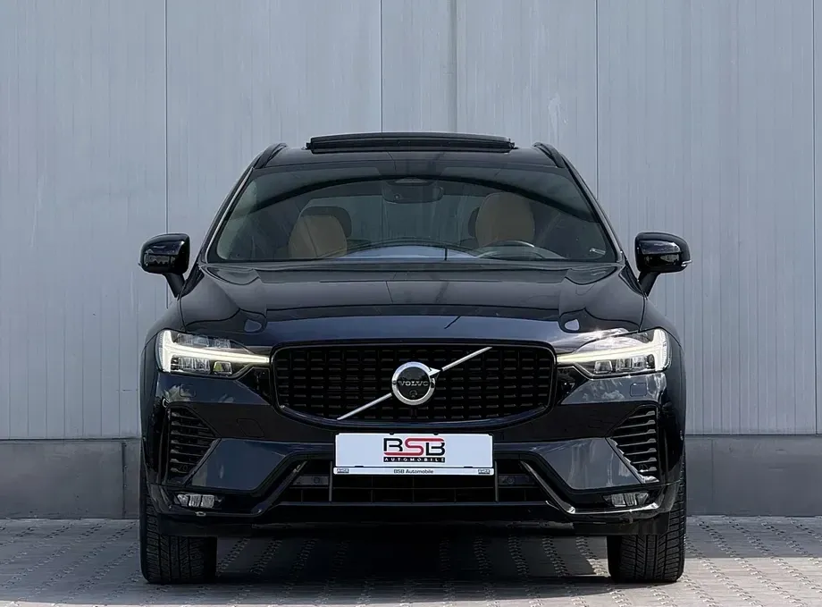 Volvo XC 60 II B4 D AWD Ultimate Dark — imagine 2