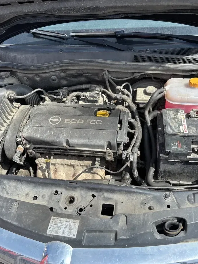 Opel Astra H 1.6 — imagine 3
