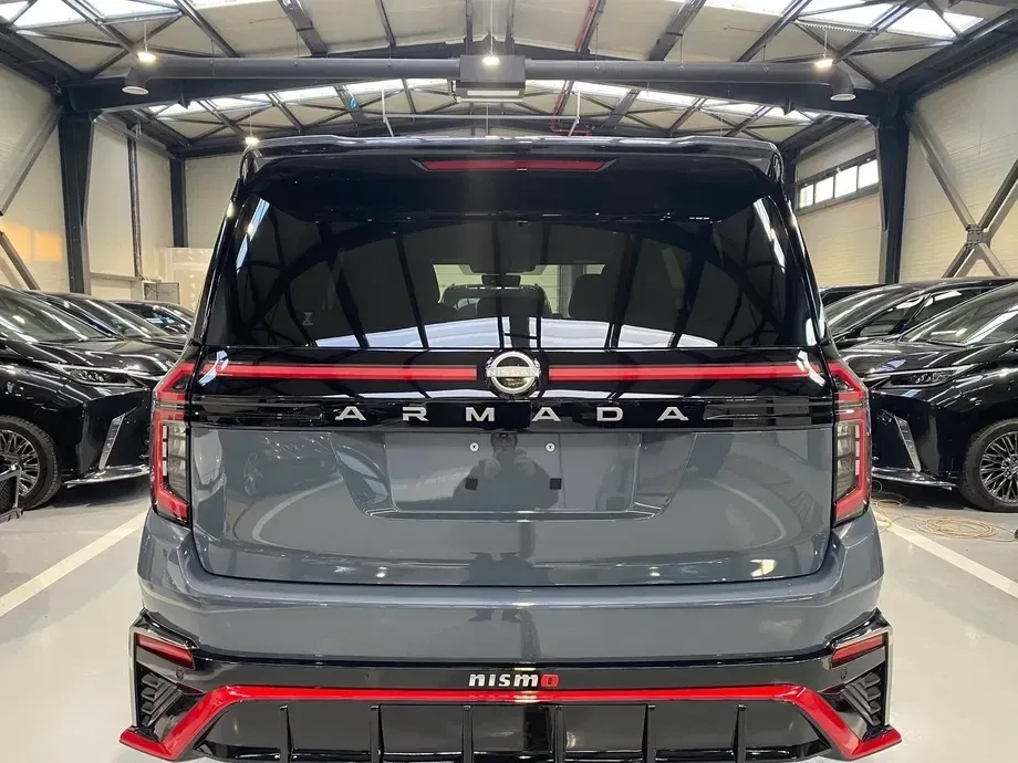 Nissan Armada — imagine 4
