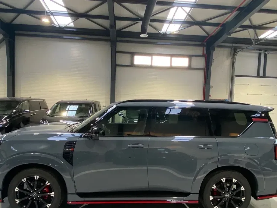 Nissan Armada — imagine 2