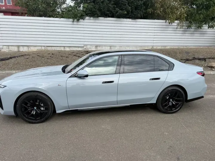 BMW Seria 7 G70