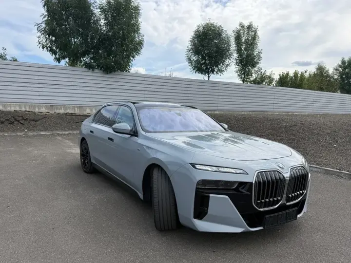 BMW Seria 7 G70