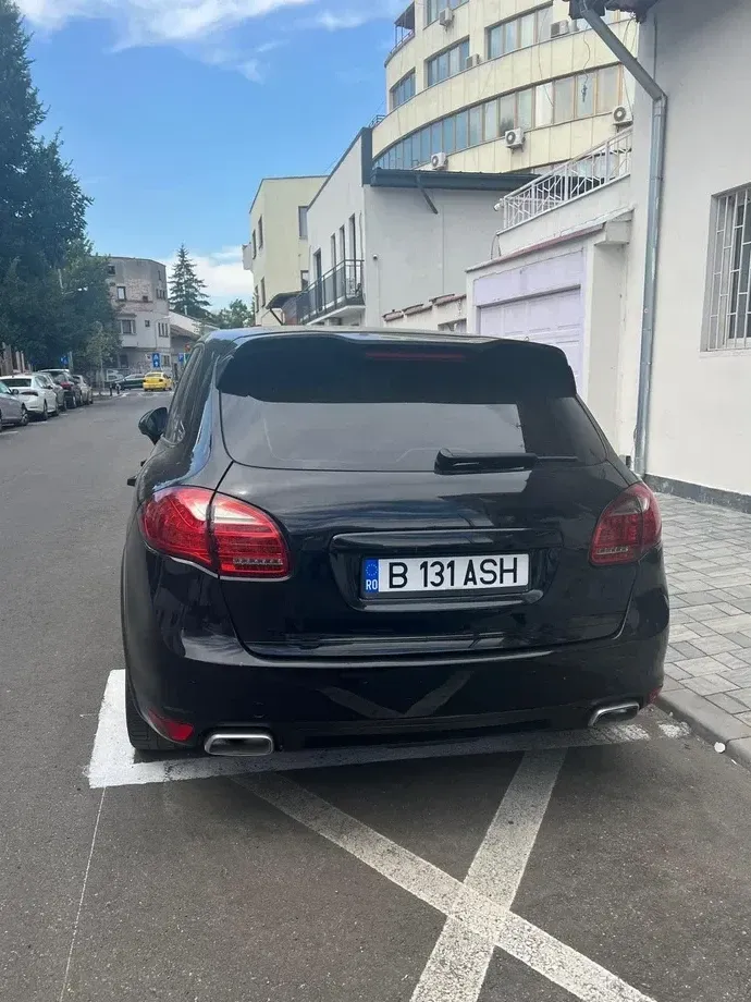 Porsche Cayenne 3.0TD TipTronic — imagine 2