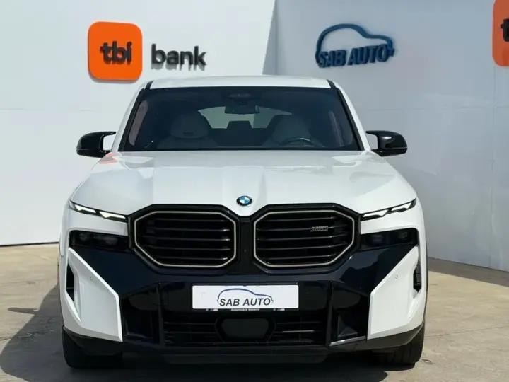 BMW XM