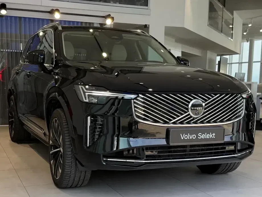 Volvo XC 90 B5 AWD MHEV Ultra Bright — imagine 3