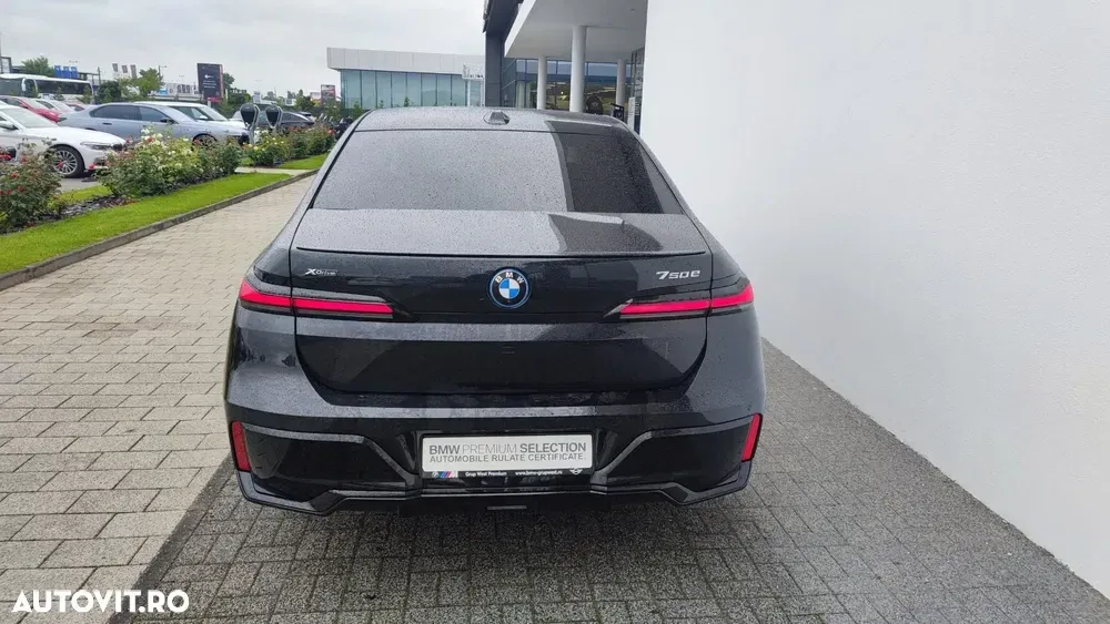 BMW Seria 7 G70 [2022-Prezent] 750e xDrive AT PHEV — imagine 6