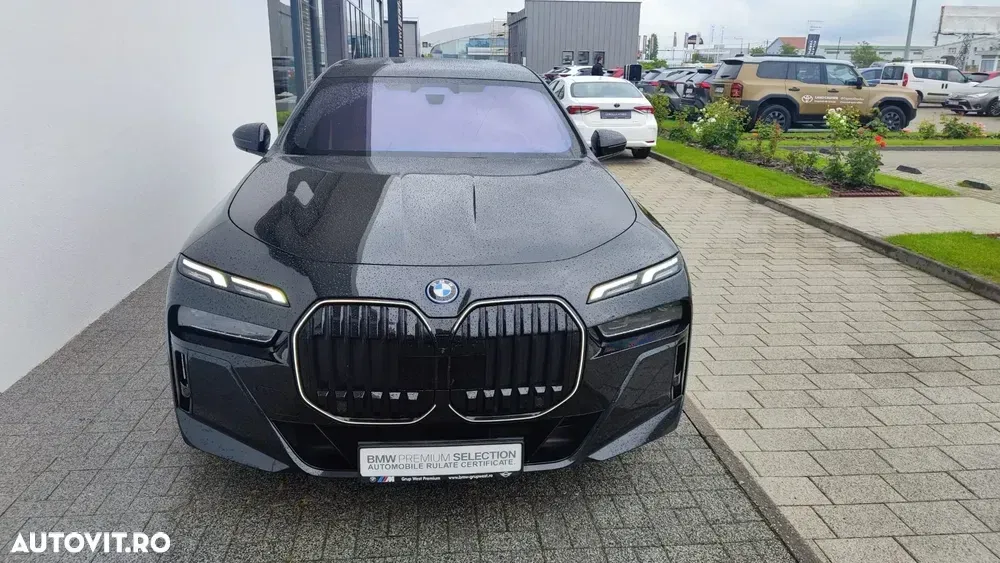BMW Seria 7 G70 [2022-Prezent] 750e xDrive AT PHEV — imagine 2