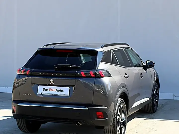 Peugeot 2008 II 1.5 BlueHDI EAT8 STT Allure Pack