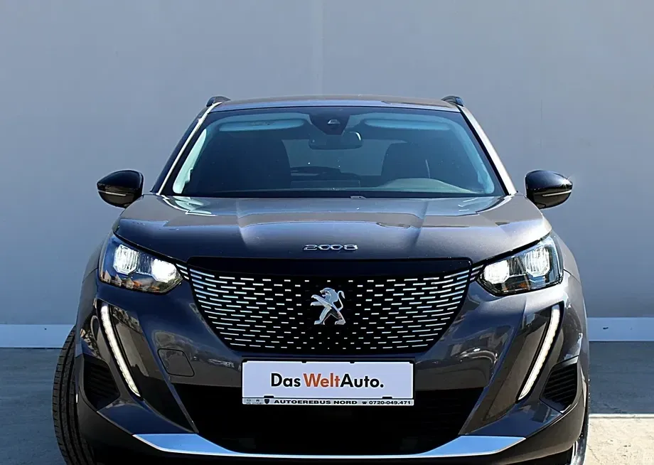 Peugeot 2008 II 1.5 BlueHDI EAT8 STT Allure Pack — imagine 3