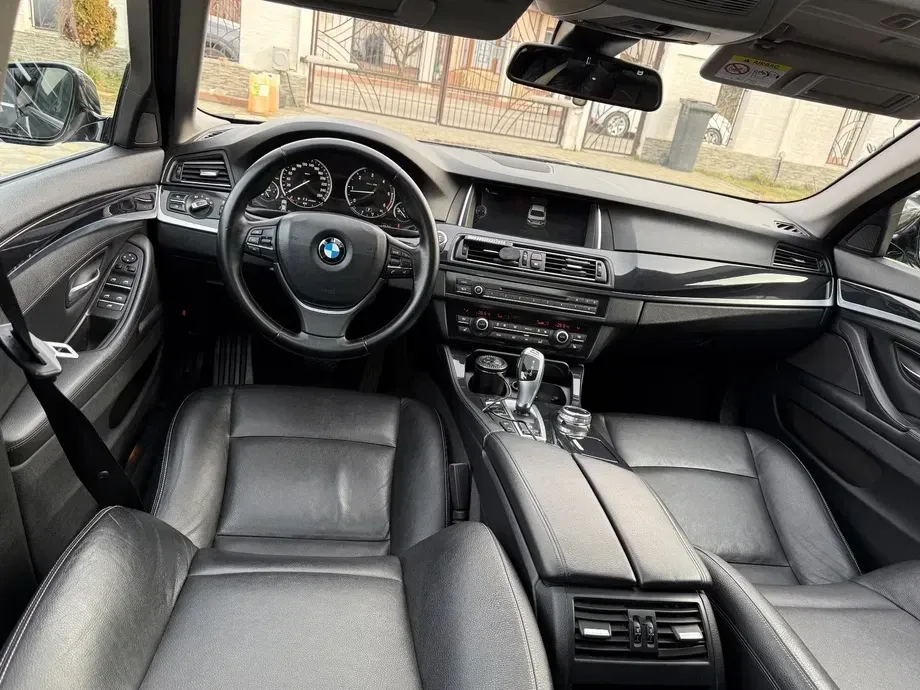 BMW Seria 5 F10/F11/F07 520d — imagine 3