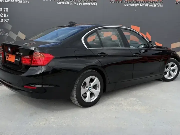 BMW Seria 3 F30/F31/F34 320d Efficient Dynamics Edition Blue Perf.