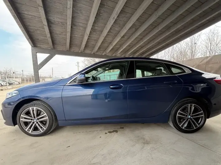 BMW Seria 2 218i Aut.