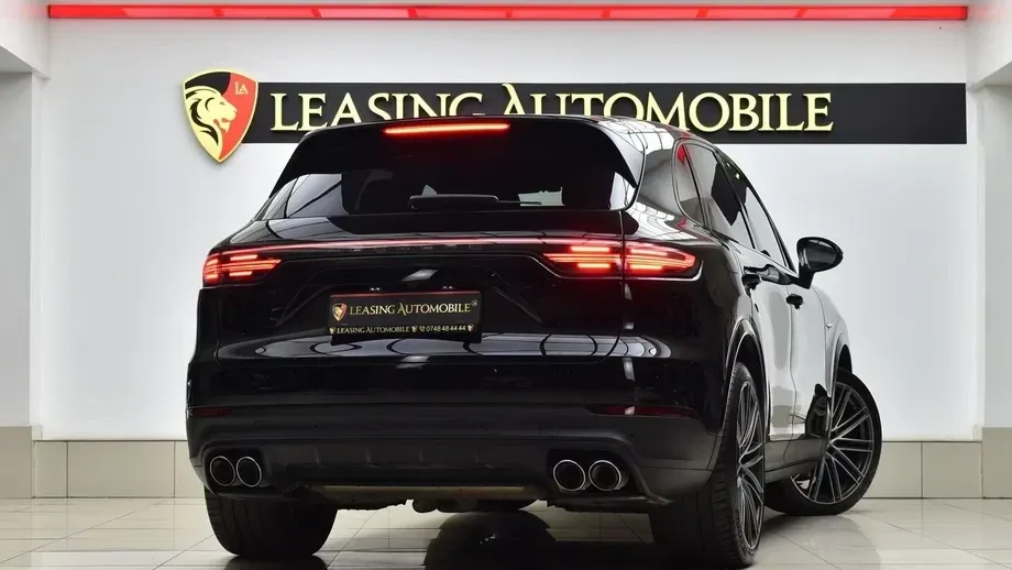 Porsche Cayenne E-Hybrid Tiptronic S Platinum Edition — imagine 4